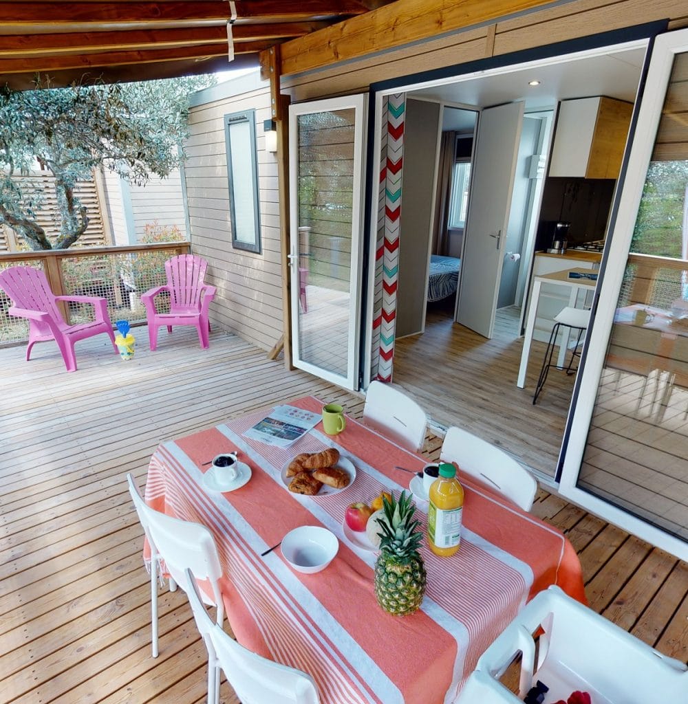 Terrace camping in Le Verdon