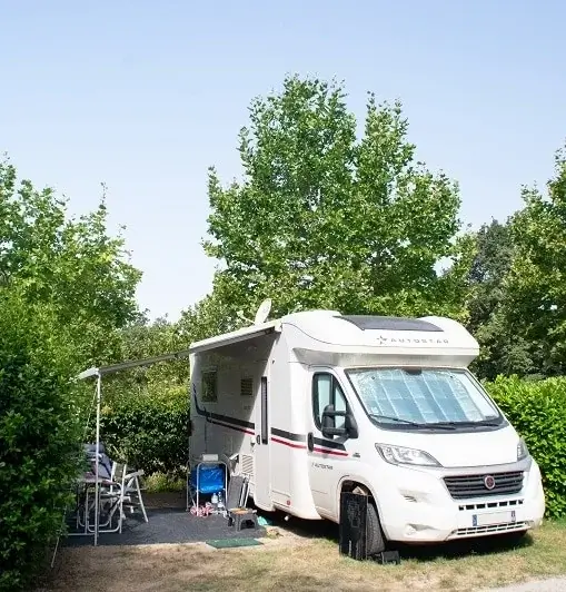 Emplacement Camping Car au Camping à Sanary Sur Mer