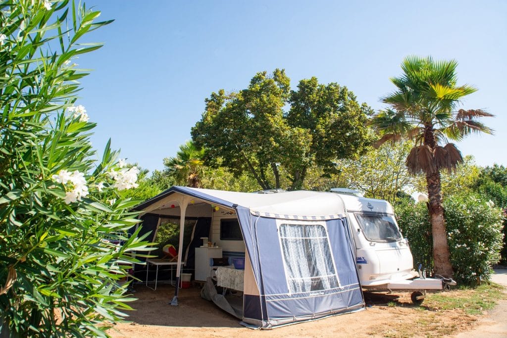 Campasun : Emplacement Camping Car Sanary