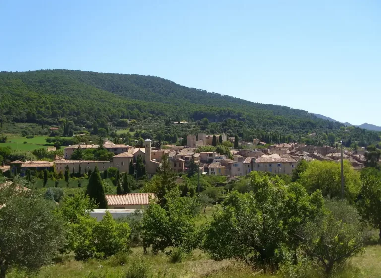 Le village d'Aups