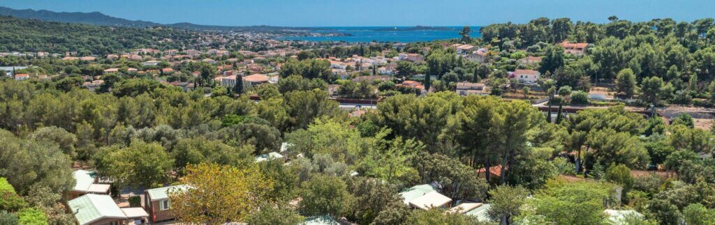 Campasun : Location Salle Sanary Sur Mer Camping Mas De Pierredon